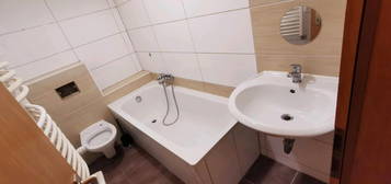 Wanne 2,5 Zimmer wohnung ca. 52qm 1.Etage ab sofort