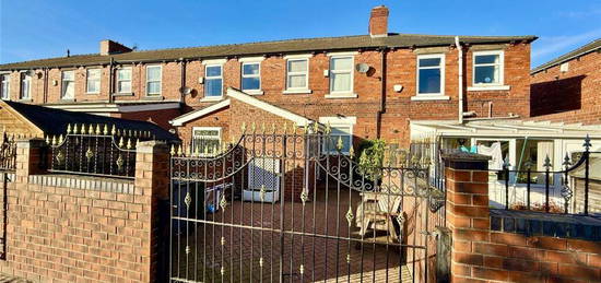 3 bedroom terraced house for sale