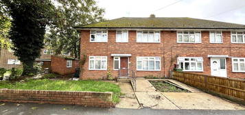 Maisonette for sale in Garrison Lane, Chessington, Surrey. KT9