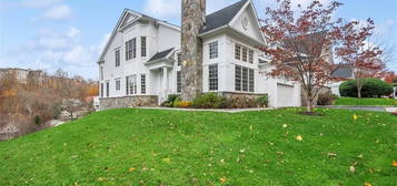 2 Shadow Tree Ln, Briarcliff Manor, NY 10510