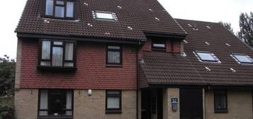 2 bed flat to rent