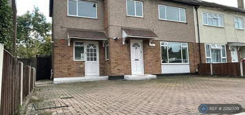 4 bedroom terraced house