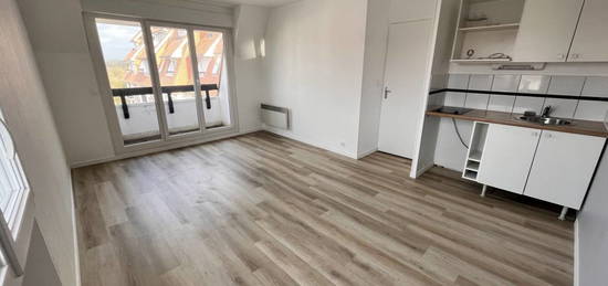 Appartement  à louer, 3 pièces, 1 chambre, 39 m²