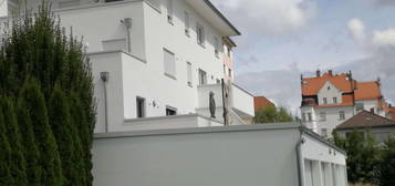 Moderne lichtdurchflutete 3-Zimmer-Penthousewohnung Nähe Innenstadt Straubing