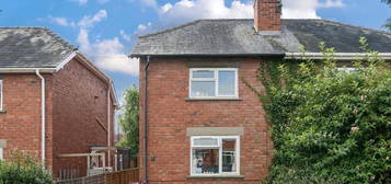 2 bedroom semi-detached house for sale