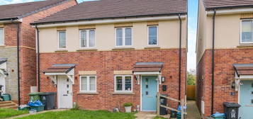 2 bedroom semi-detached house for sale