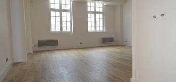 Location appartement 3 pièces 85 m²