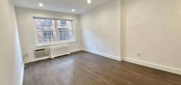 39A Gramercy Park N #4B, New York, NY 10010