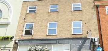 Flat to rent in Hatter Street, Bury St. Edmunds IP33