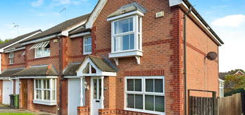 3 bed semi-detached house to rent