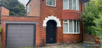 3 bedroom semi-detached house