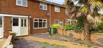 3 bedroom terraced house to rent