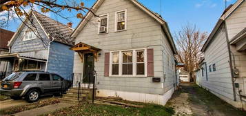 31 Schiller St, Buffalo, NY 14206