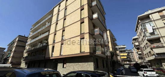 Trilocale via Privata Luigi Sambolino 3, Oltreletimbro, Santa Rita, Savona