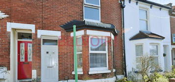 4 bedroom terraced house