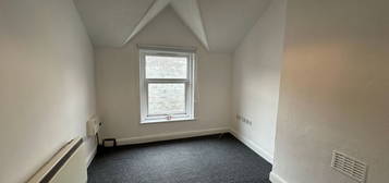 Flat to rent in St. Michaels Road, Bournemouth BH2