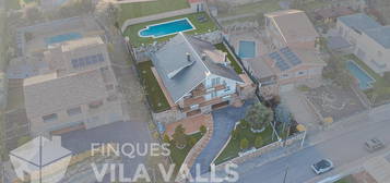 Casa o chalet en venta en  C de Can Valls, Caldes de Montbui