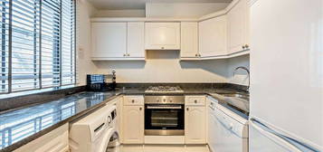 2 bed flat to rent