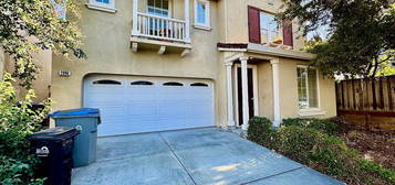 2998 Abigail Ln, San Jose, CA 95121