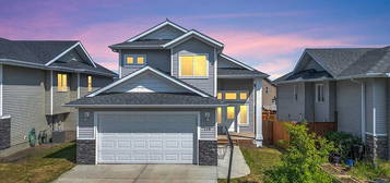119 S Mitchell Cres, Blackfalds, AB T4M 0H6