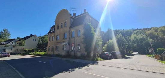 Entkerntes Mehrfamilienhaus im Speckgürtel von Chemnitz