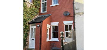 1 bed terraced house to rent