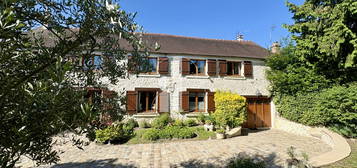 ACHERES LA FORET LONGERE DES ANNEES 1930 de 205 m2 habitable