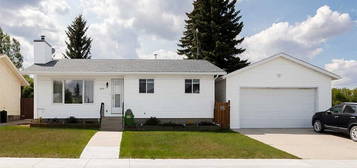 829 E Prospect Ave, Acme, AB T0M 0A0