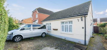 Bungalow for sale in Jubilee Road, Waterlooville, Hants PO7