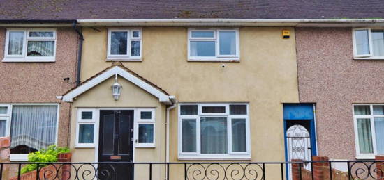 4 bedroom terraced house for sale