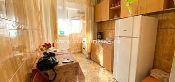 Apartament 3 camere, de vânzare în Mangalia , zona: Bvd. 1 Decembrie 1918