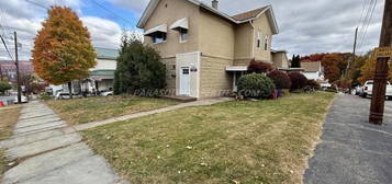 413 W Grove St Apt 2, Dunmore, PA 18510