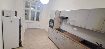 Pronájem bytu 2+kk 43 m²