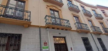 Estudio en calle Mano de Hierro, Centro - Sagrario, Granada