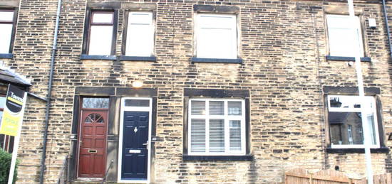 Terraced house to rent in Mount Terrace, Bradford BD2