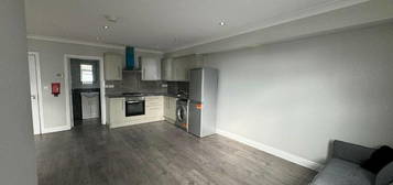 1 bedroom ground floor flat