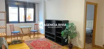 Apartamento en calle de Cabrales