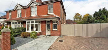 4 bedroom semi-detached house for sale