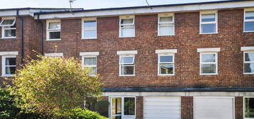 4 bedroom terraced house to rent