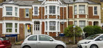 7 bedroom terraced house