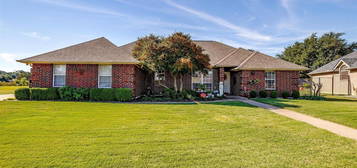 108 Shorewood Pl, Joshua, TX 76058