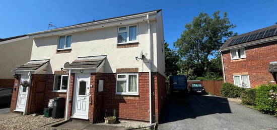 2 bedroom semi-detached house for sale