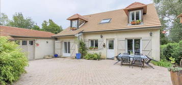 Maison de plain-pied  à vendre, 11 pièces, 5 chambres, 177 m²