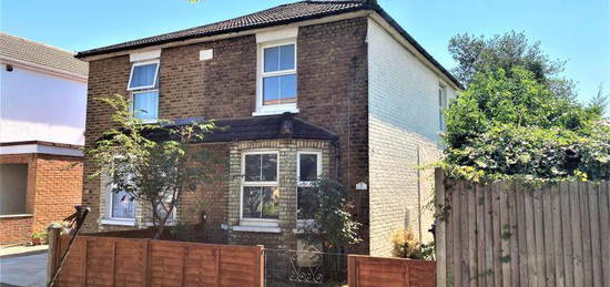 2 bedroom semi-detached house to rent