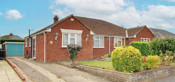 2 bedroom semi-detached bungalow for sale