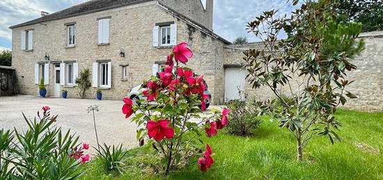 Maison 1 étage  à vendre, 11 pièces, 6 chambres, 235 m²