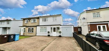 3 bed semi-detached house for sale