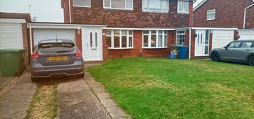 3 bedroom semi-detached house