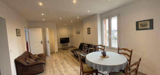 Vente maison 9 pièces 233 m²