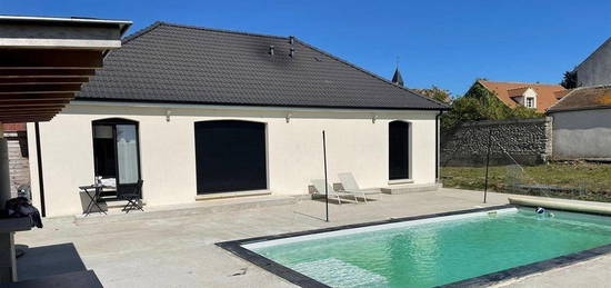 Maison de plain-pied  à vendre, 6 pièces, 3 chambres, 108 m²